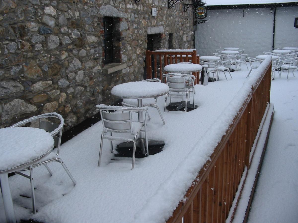 The Coach House Bed & Breakfast Roundwood Bagian luar foto